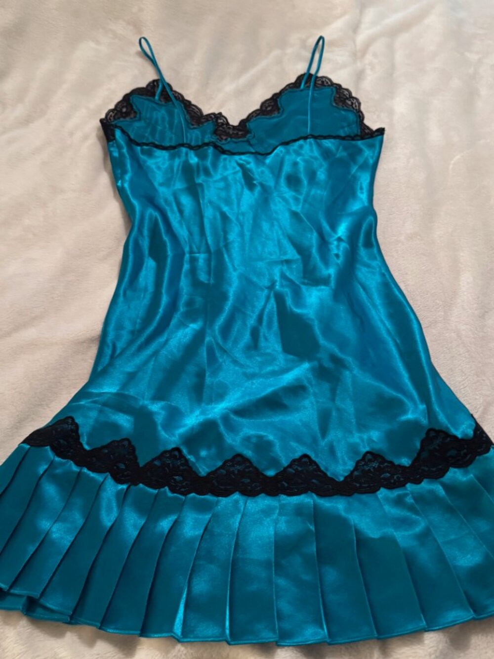 Victoria Secret Gold Label Vintage "Teal" Chemise Pleats and Lace - Picture 8 of 15